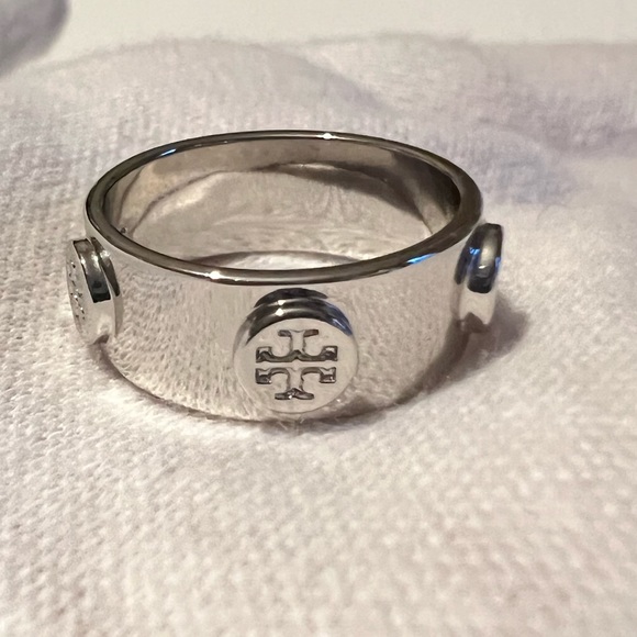 TORY BURCH RING WITH LOGO NWOT - Picture 2 of 4